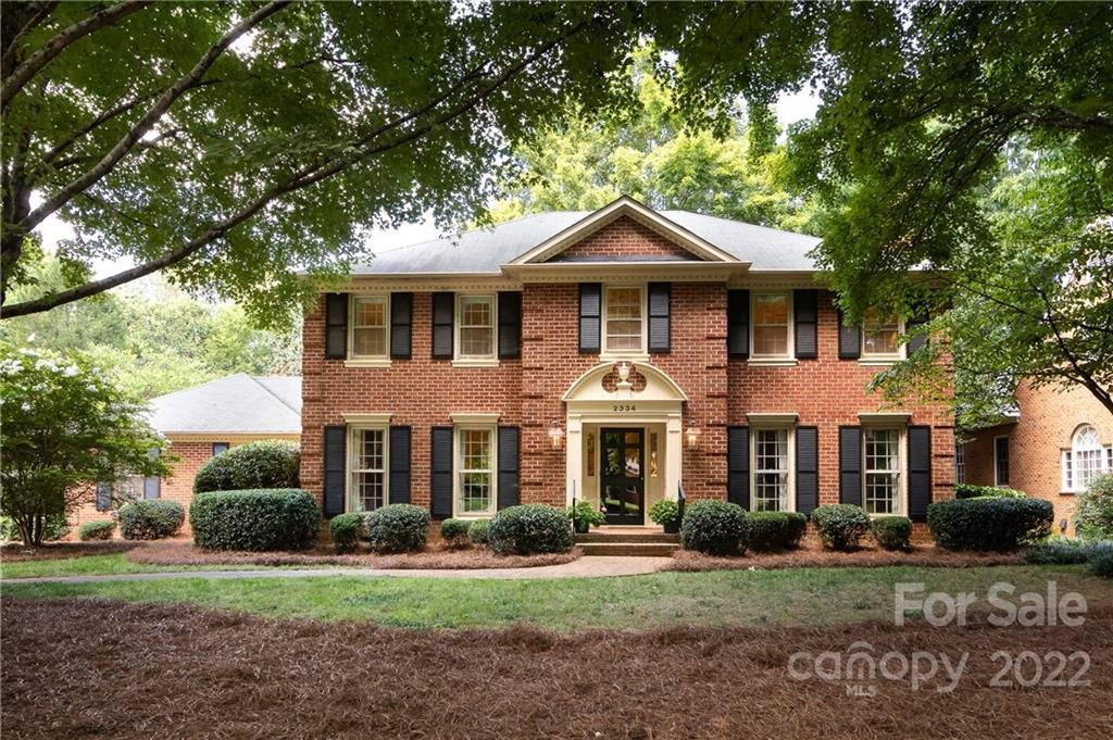 2334 Thetford Court