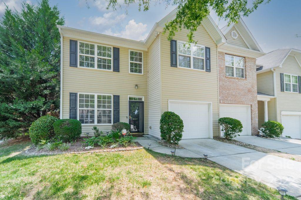 2160 Whispering Way