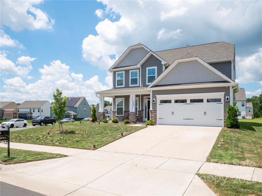 1093 Hearth Lane