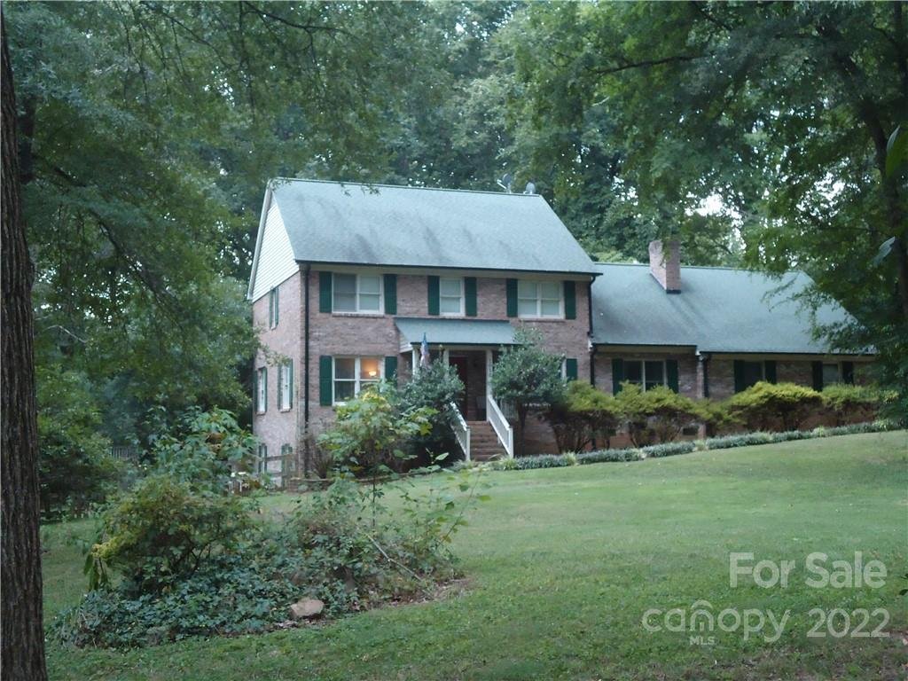 1015 Quail Circle