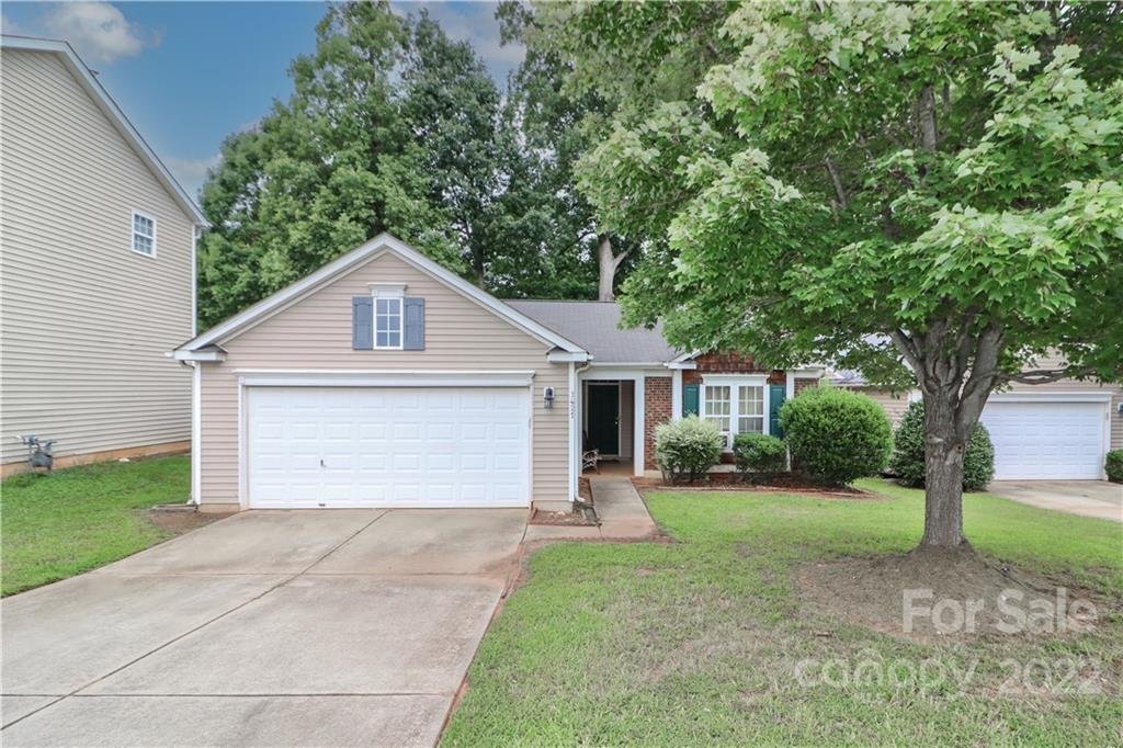 1421 Majestic Meadow Drive