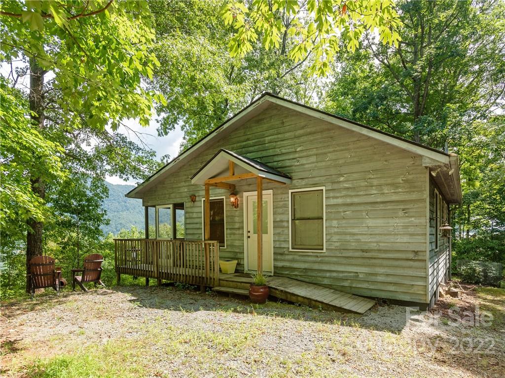 307 Windsong Lane