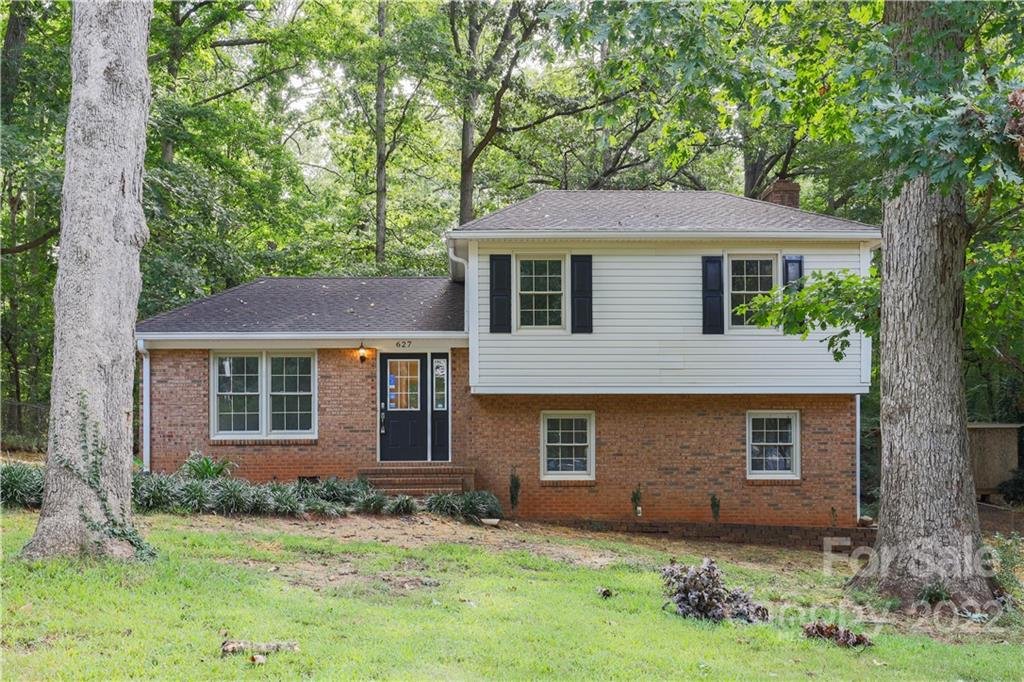 627 Redbird Lane