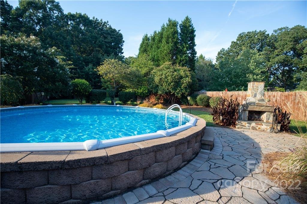 150 Grayland Road