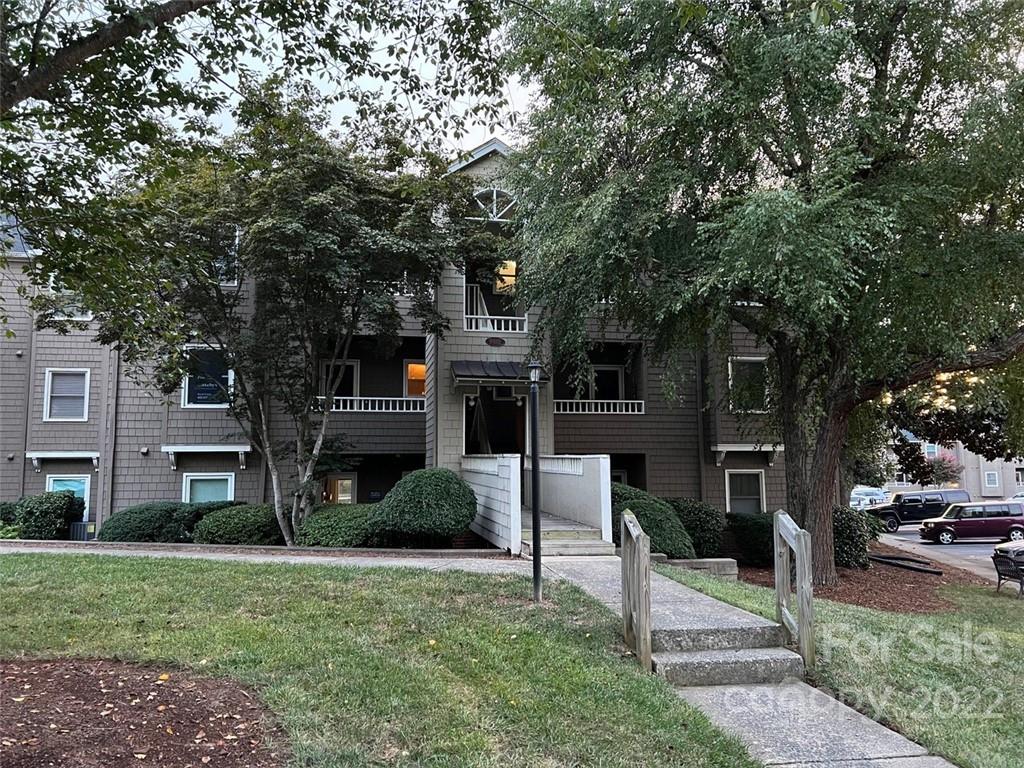 9801 Emerald Point Drive 4