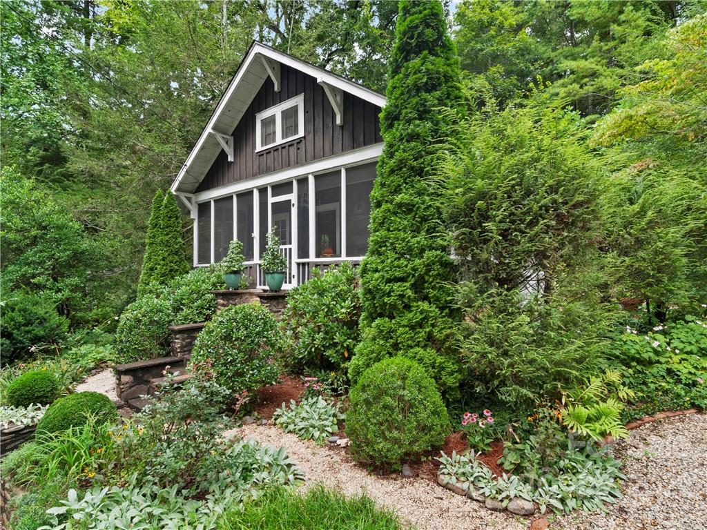 695 County Road