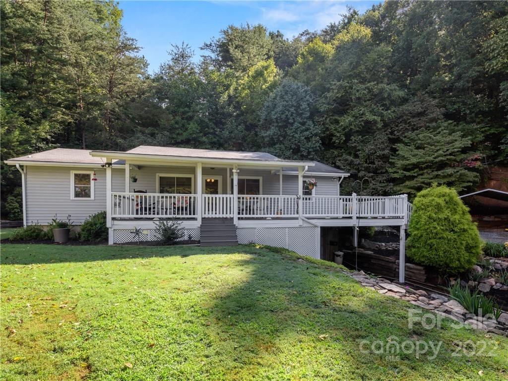 1074 Pine Ridge Road