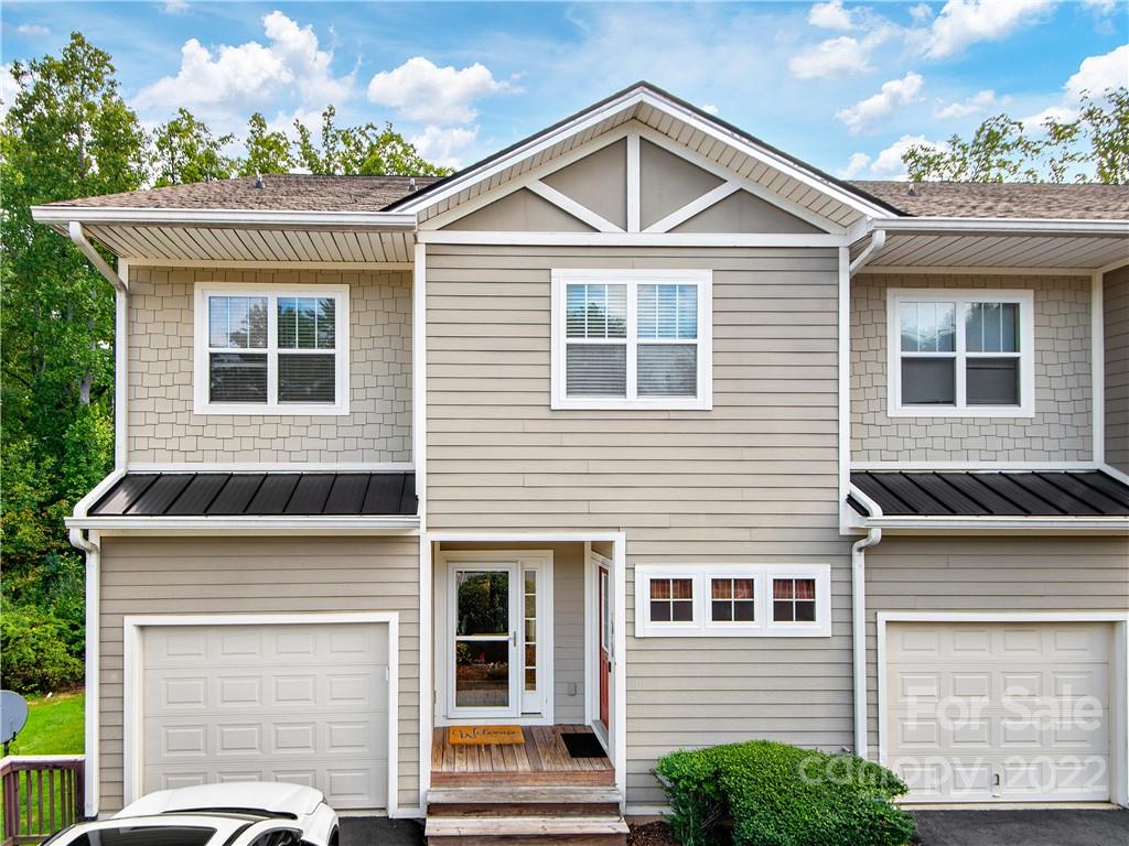 64 Foxden Drive 201