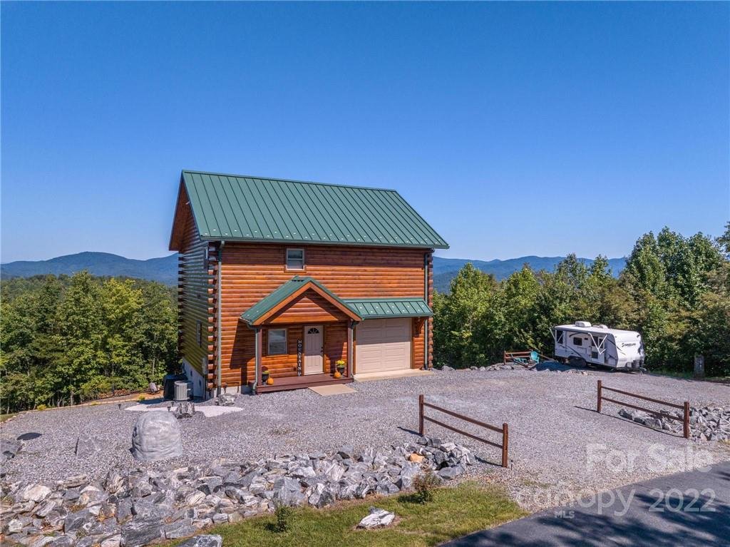 211 Tahawus Drive