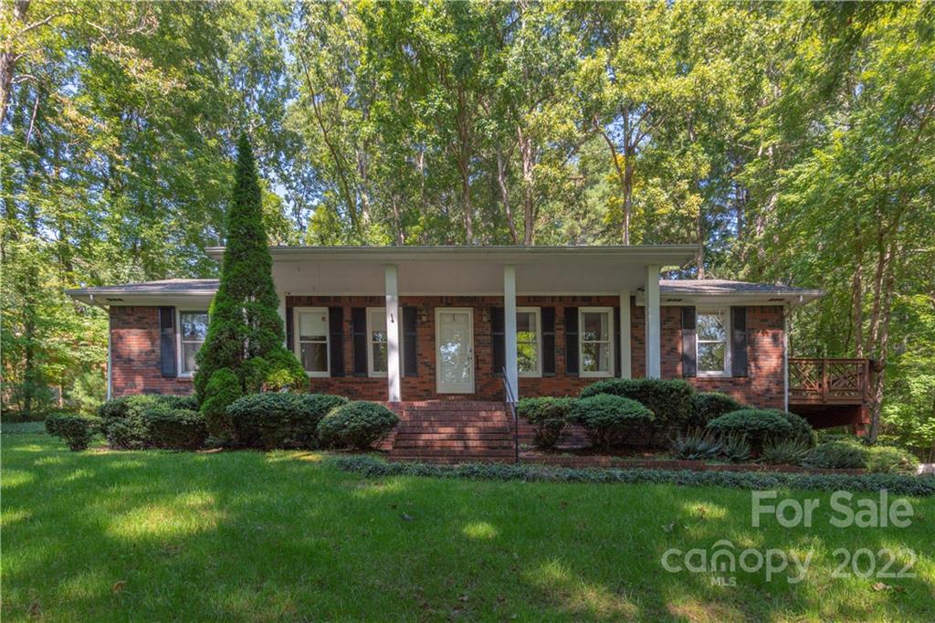 37 Acorn Road