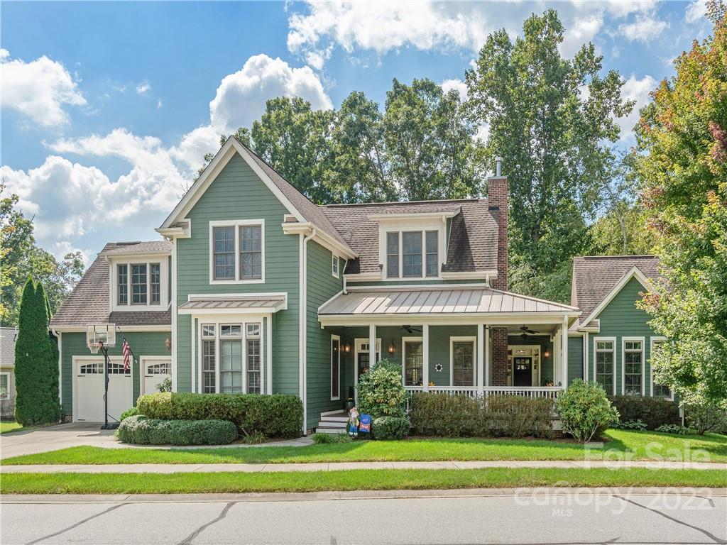 133 Lakeway Drive