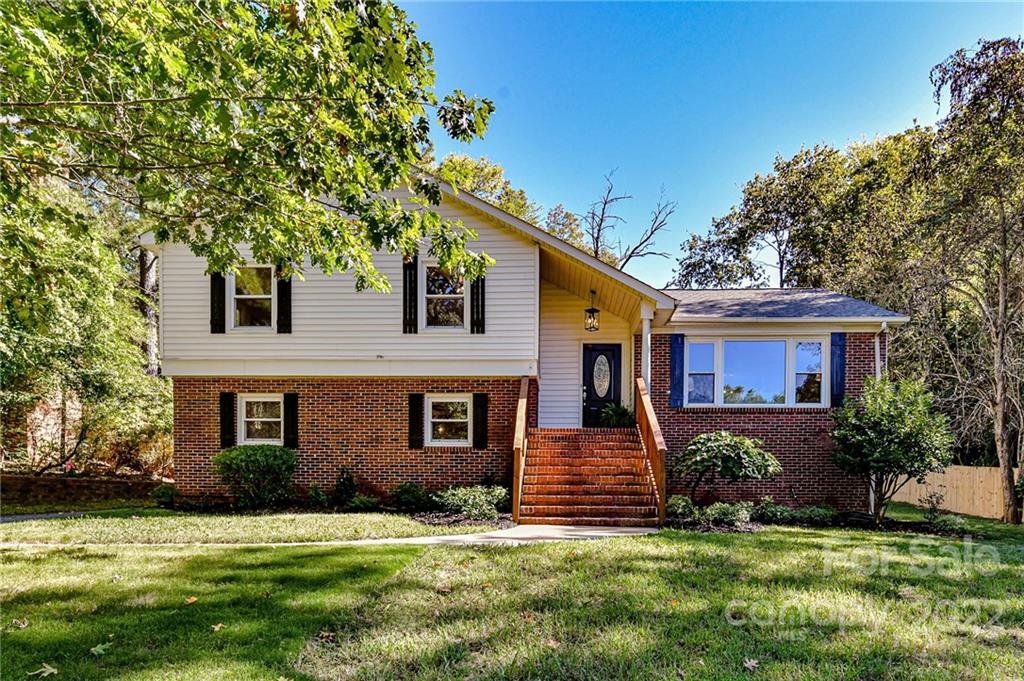 8813 Nottoway Drive