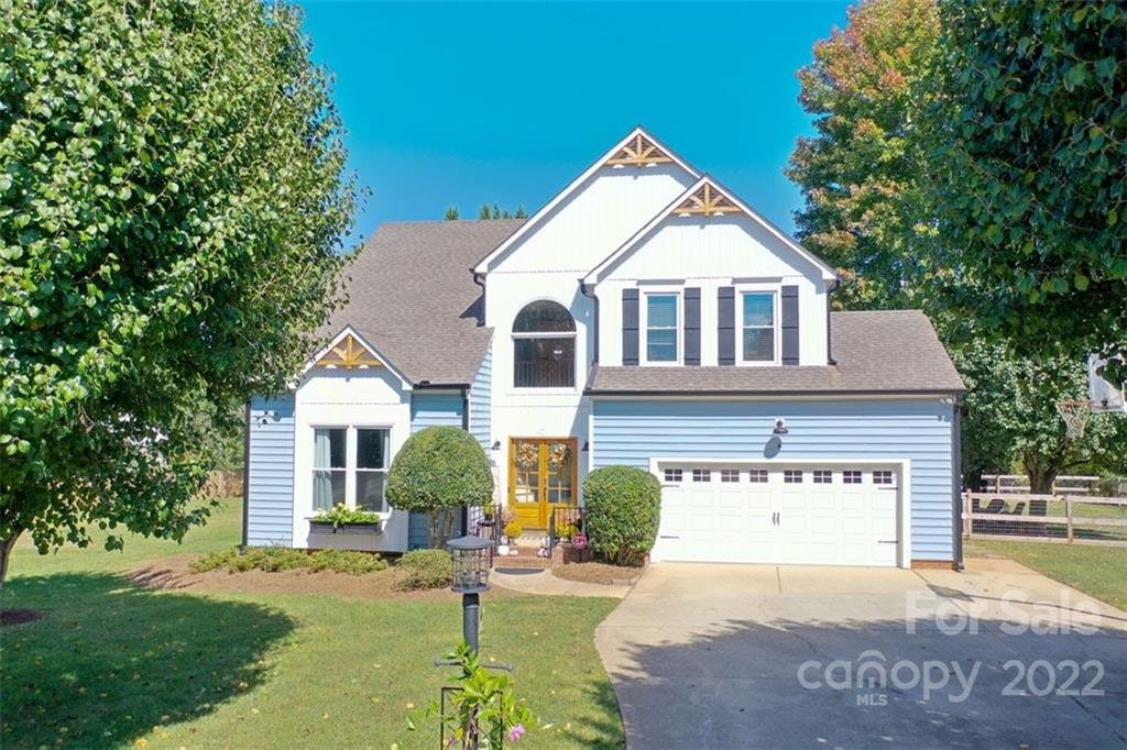 108 Lonetree Court