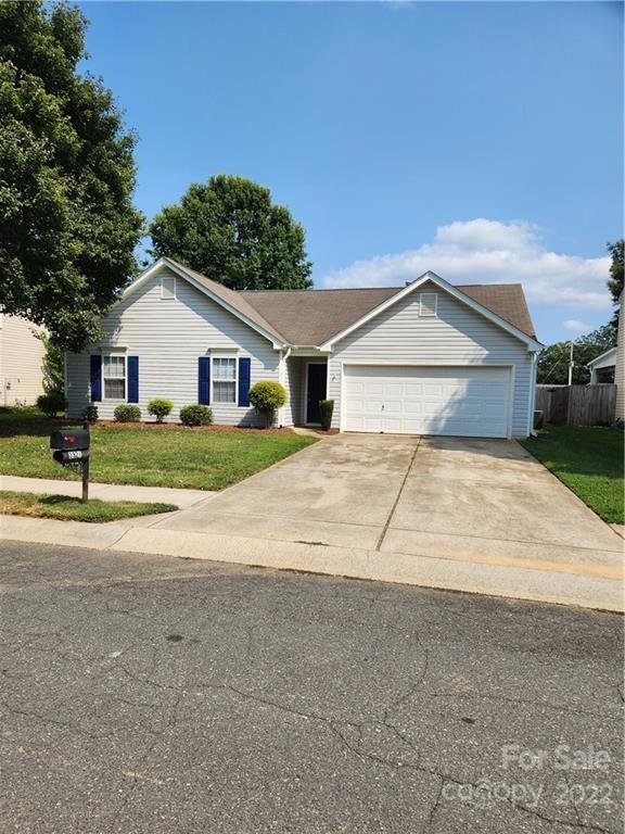 3921 Laurel View Circle
