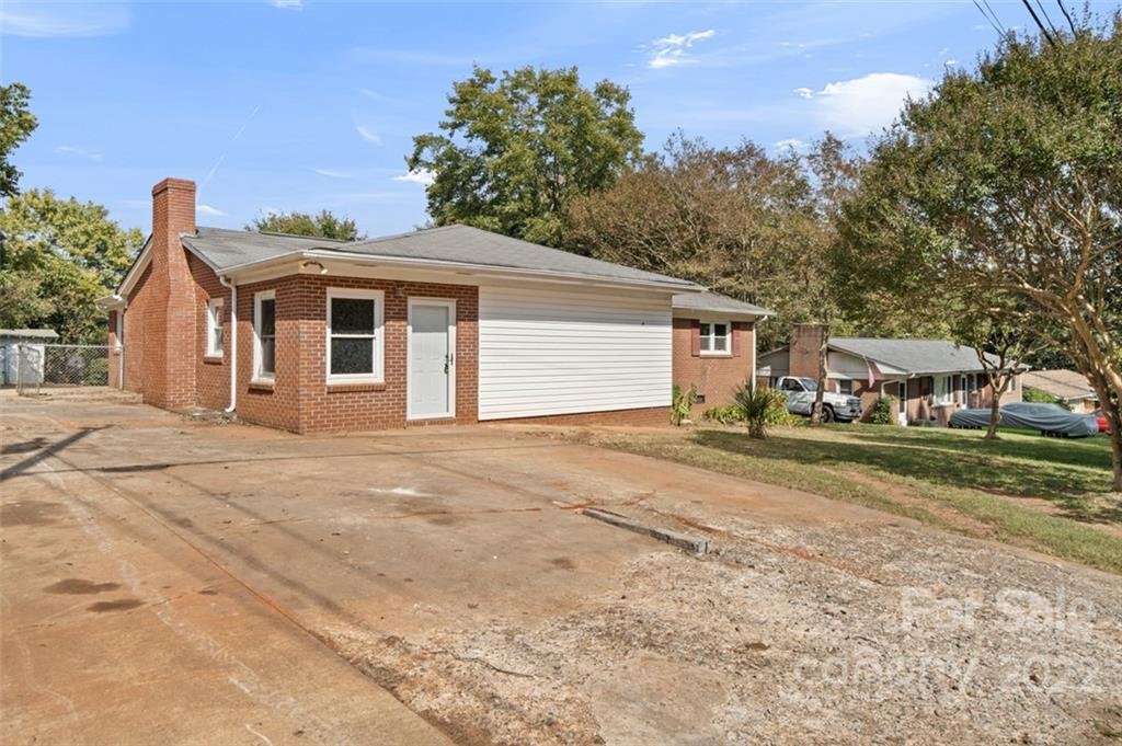 2420 Middleton Drive