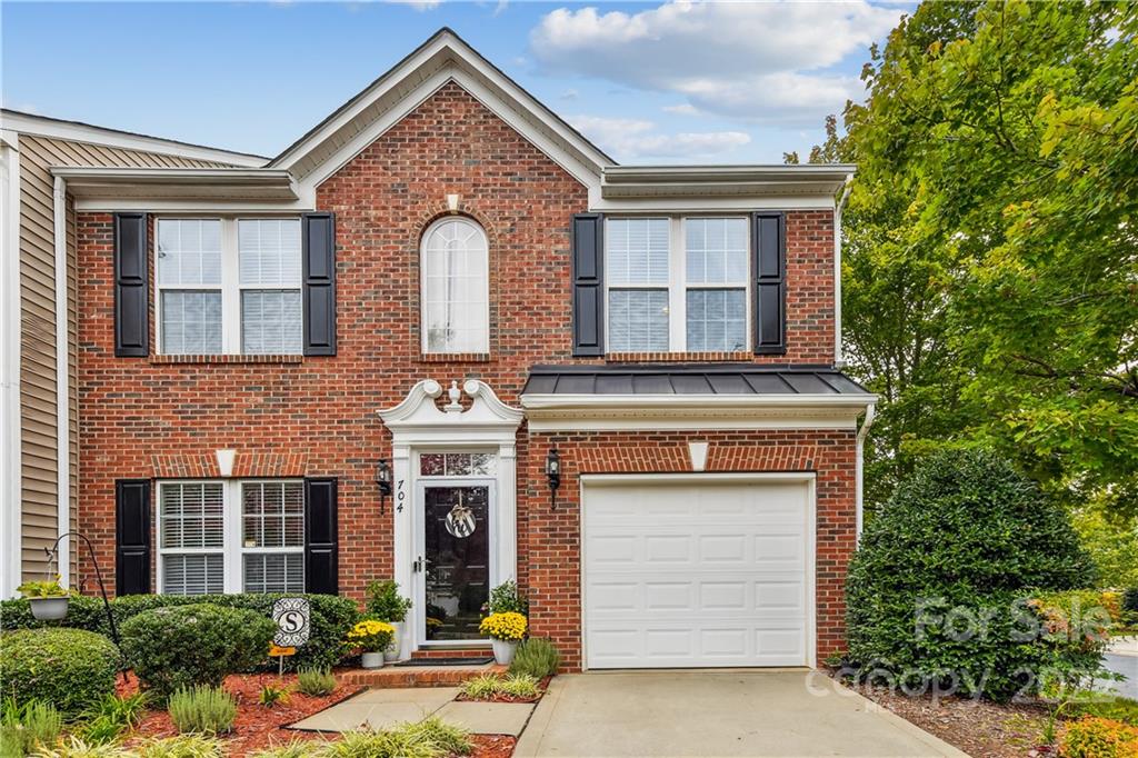 704 Mickelson Way 48