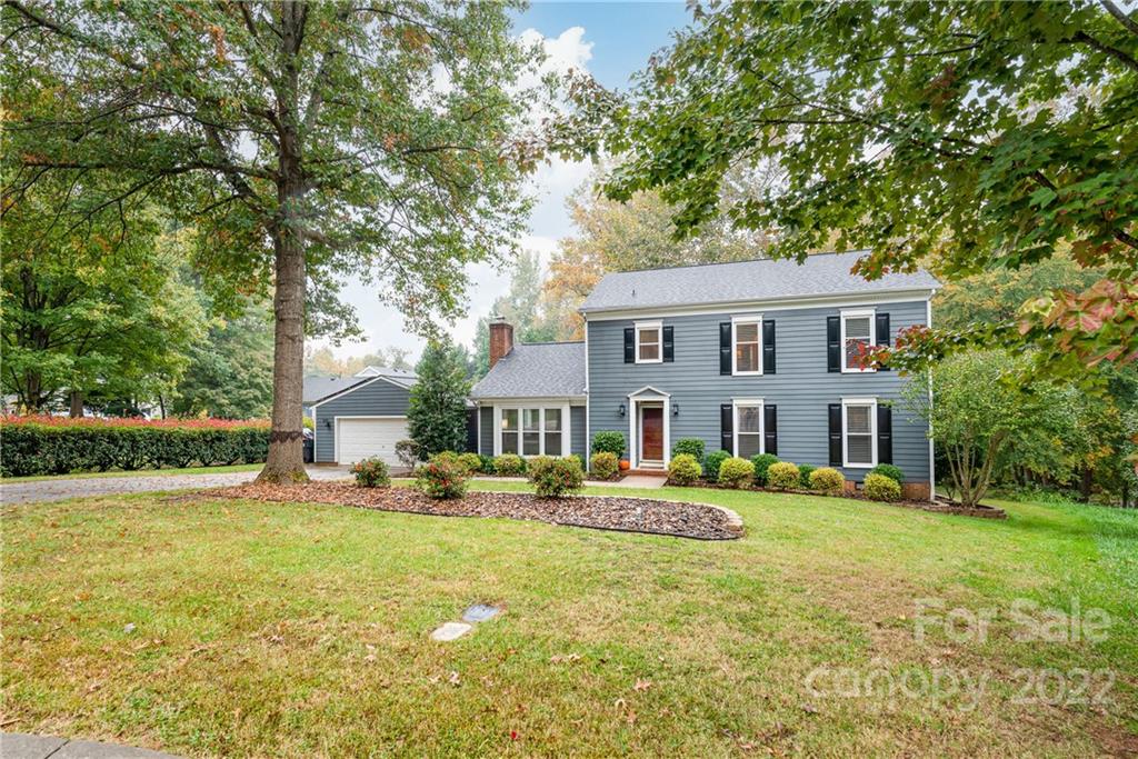 9907 Eagles Field Court
