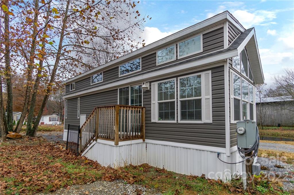 82 Pike Point