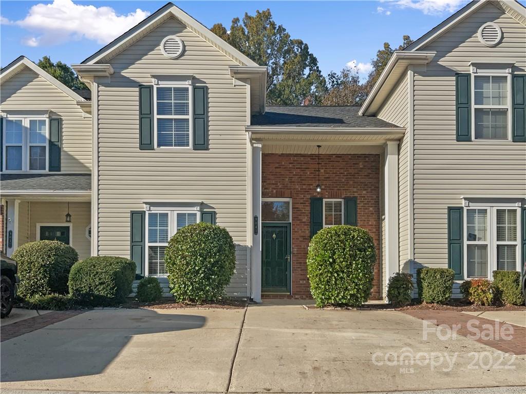 9041 Cinnabay Drive