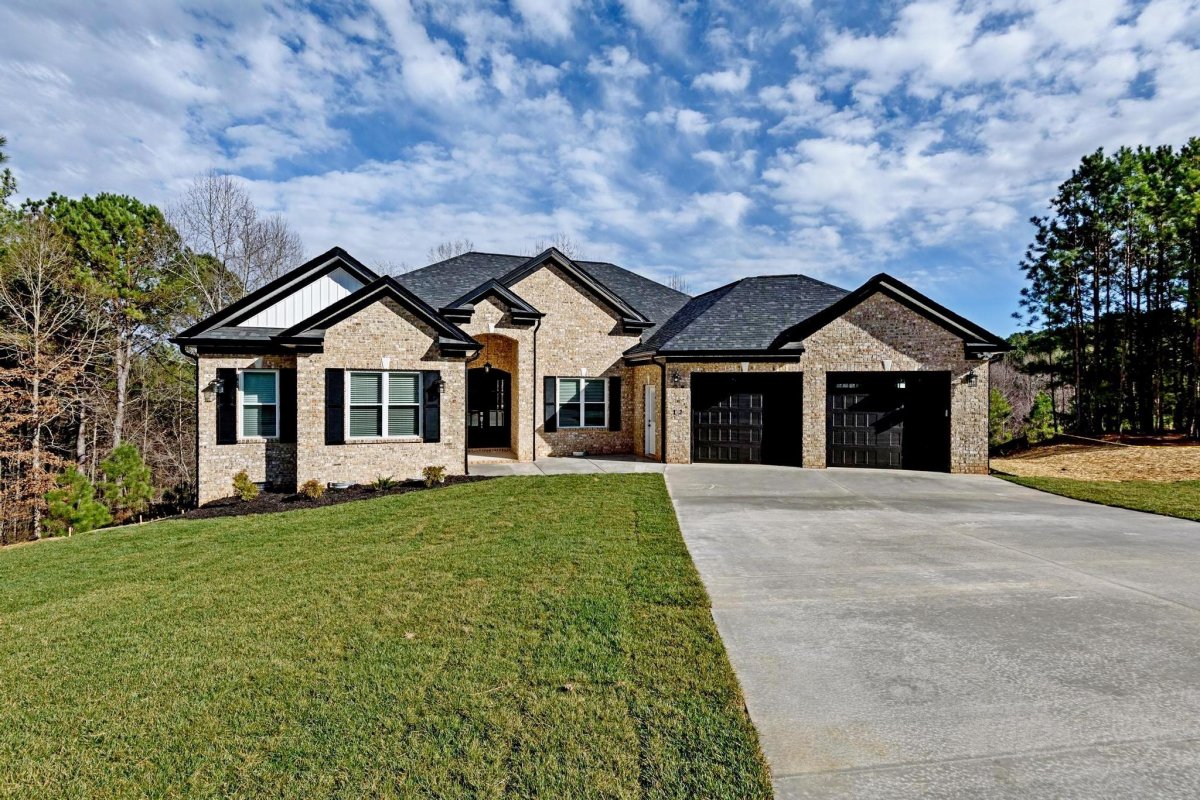 12 Royal Vista Way