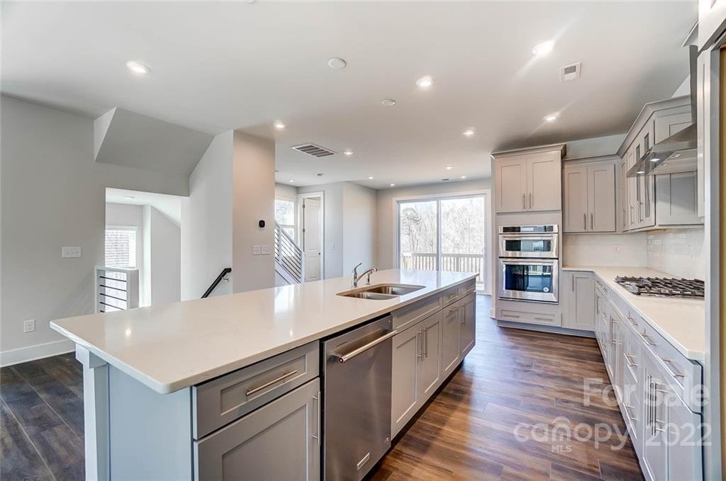 3320 Treble Court 16