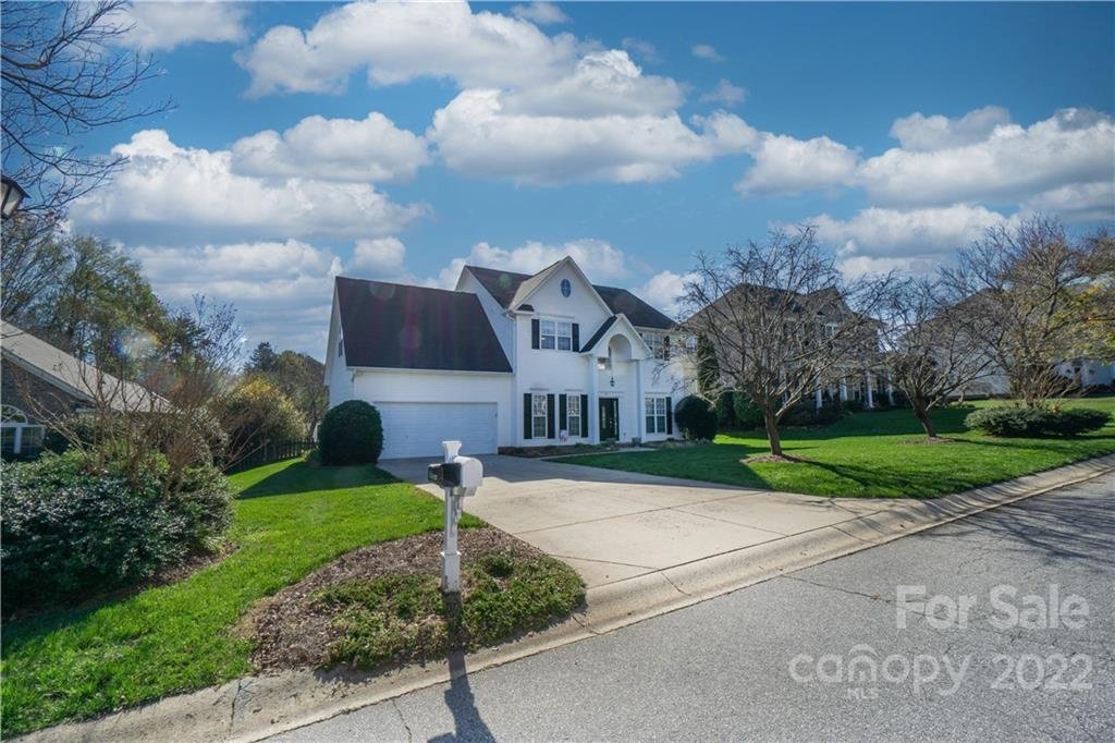 110 Elmhurst Lane