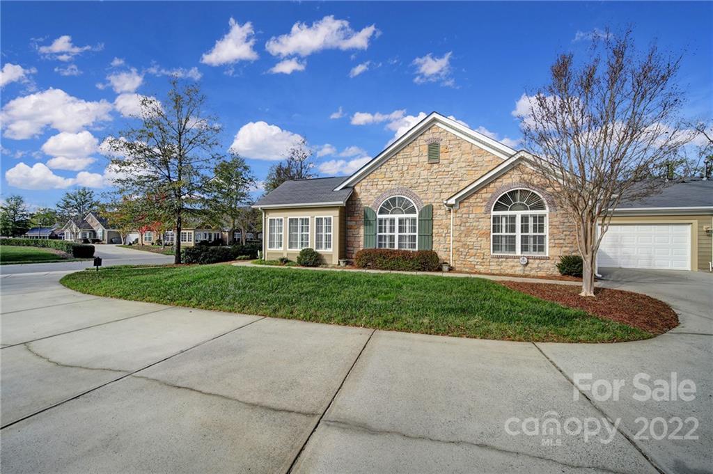 5523 Prosperity View Drive