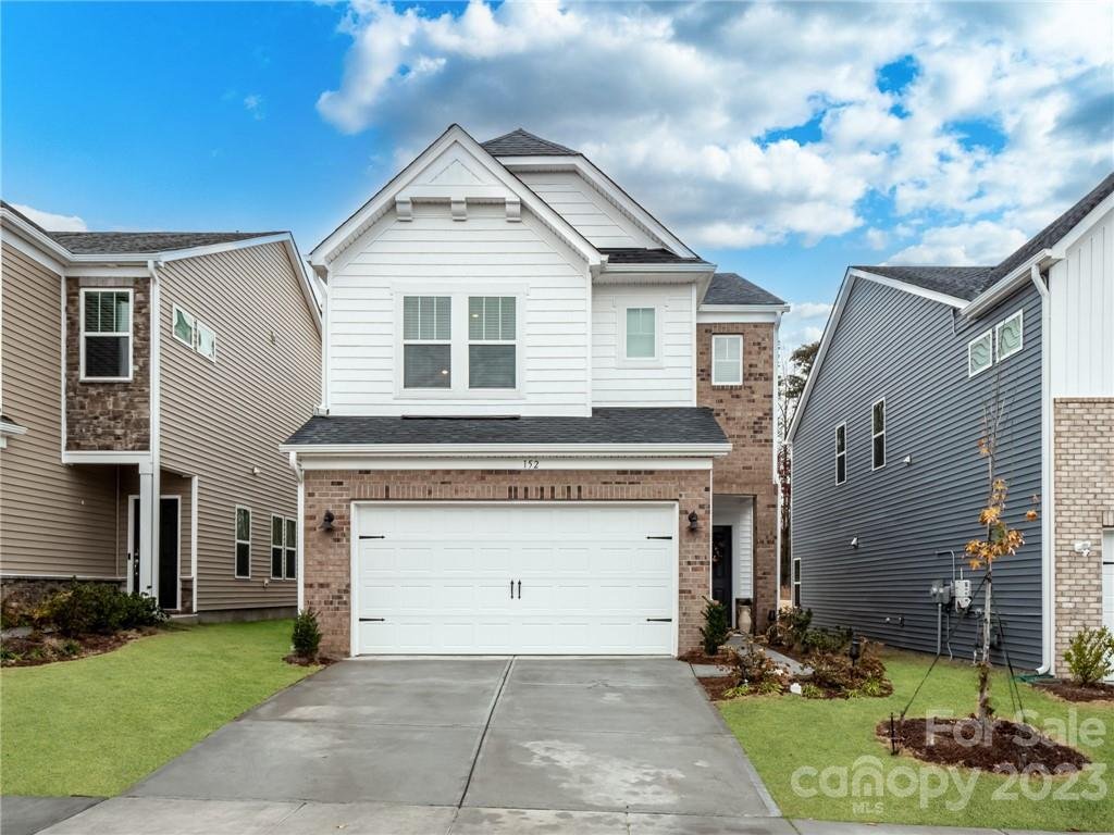 152 Ravensara Avenue
