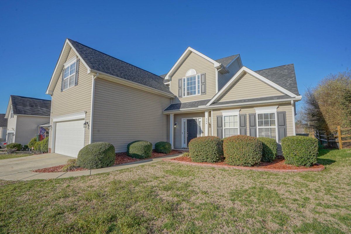 554 Clearwater Drive