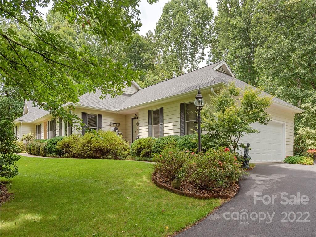 133 Old Town Way