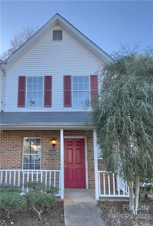 6316 Windsor Gate Lane