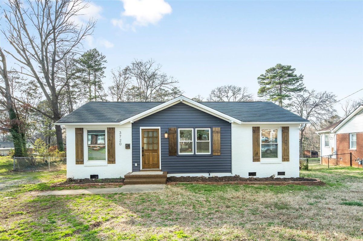 3720 Seaman Drive