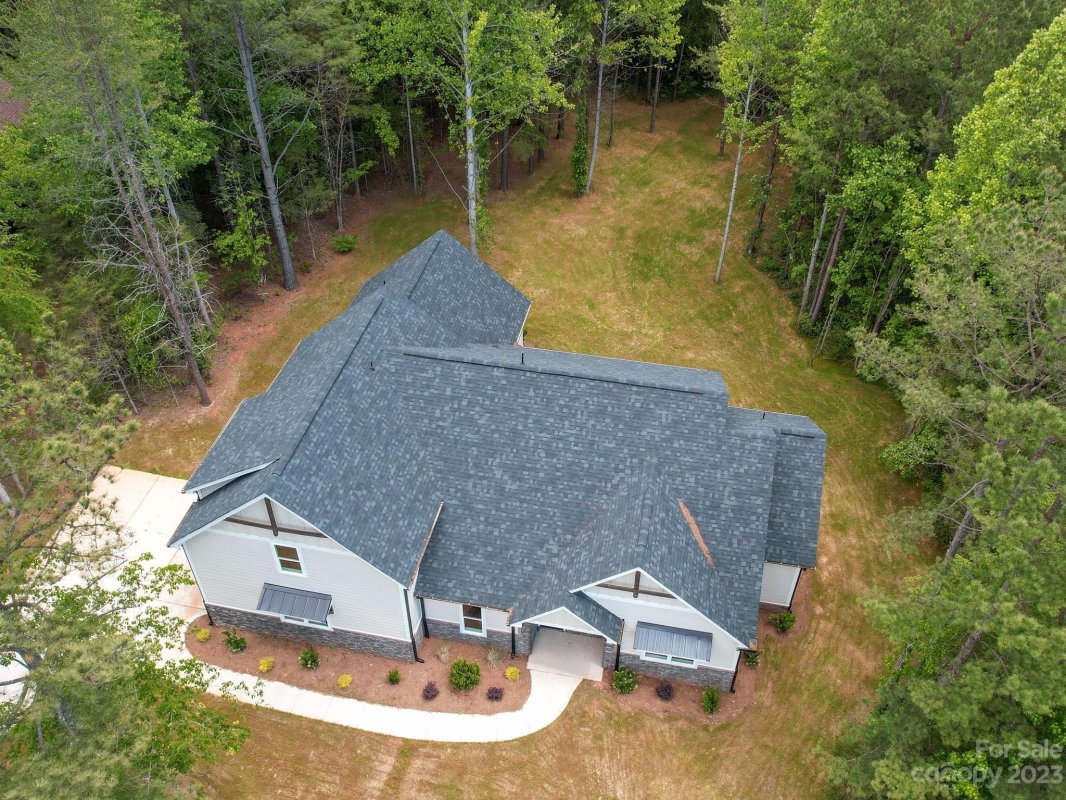 134 Arrow Point Lane