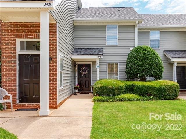 2924 Iron Gate Lane