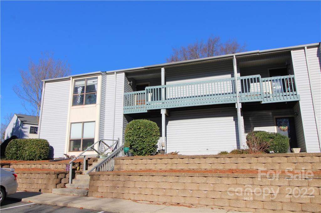 11105 Harrowfield Road