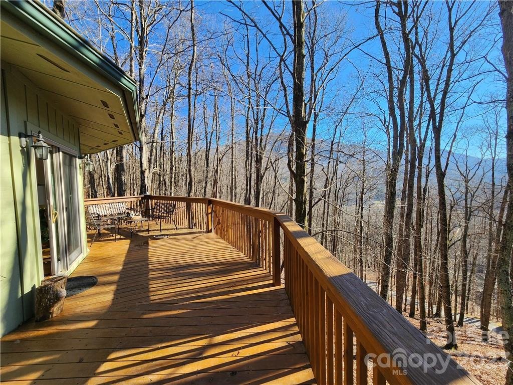 1050 Fern Trail