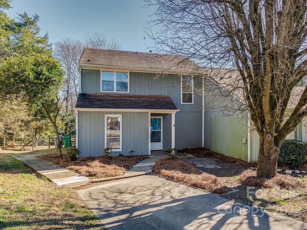 11433 Kingfisher Drive