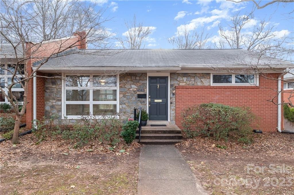 4583 Woodlark Lane
