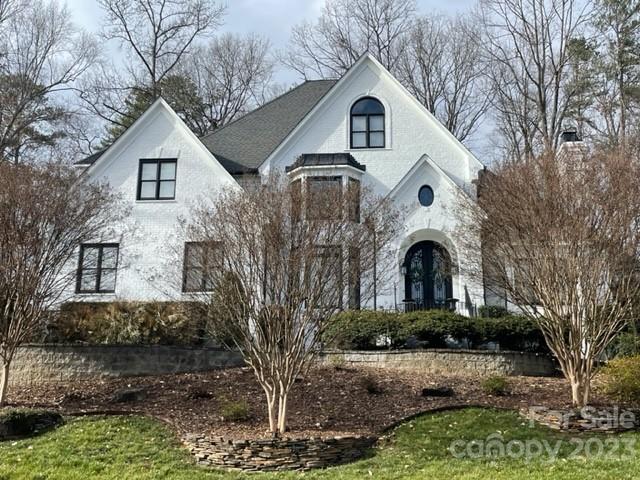 857 Kings Crossing Drive