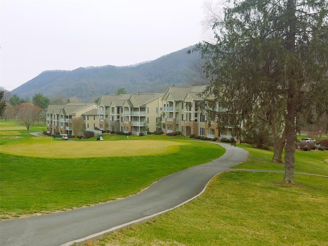 37 Glenview Lane 2023