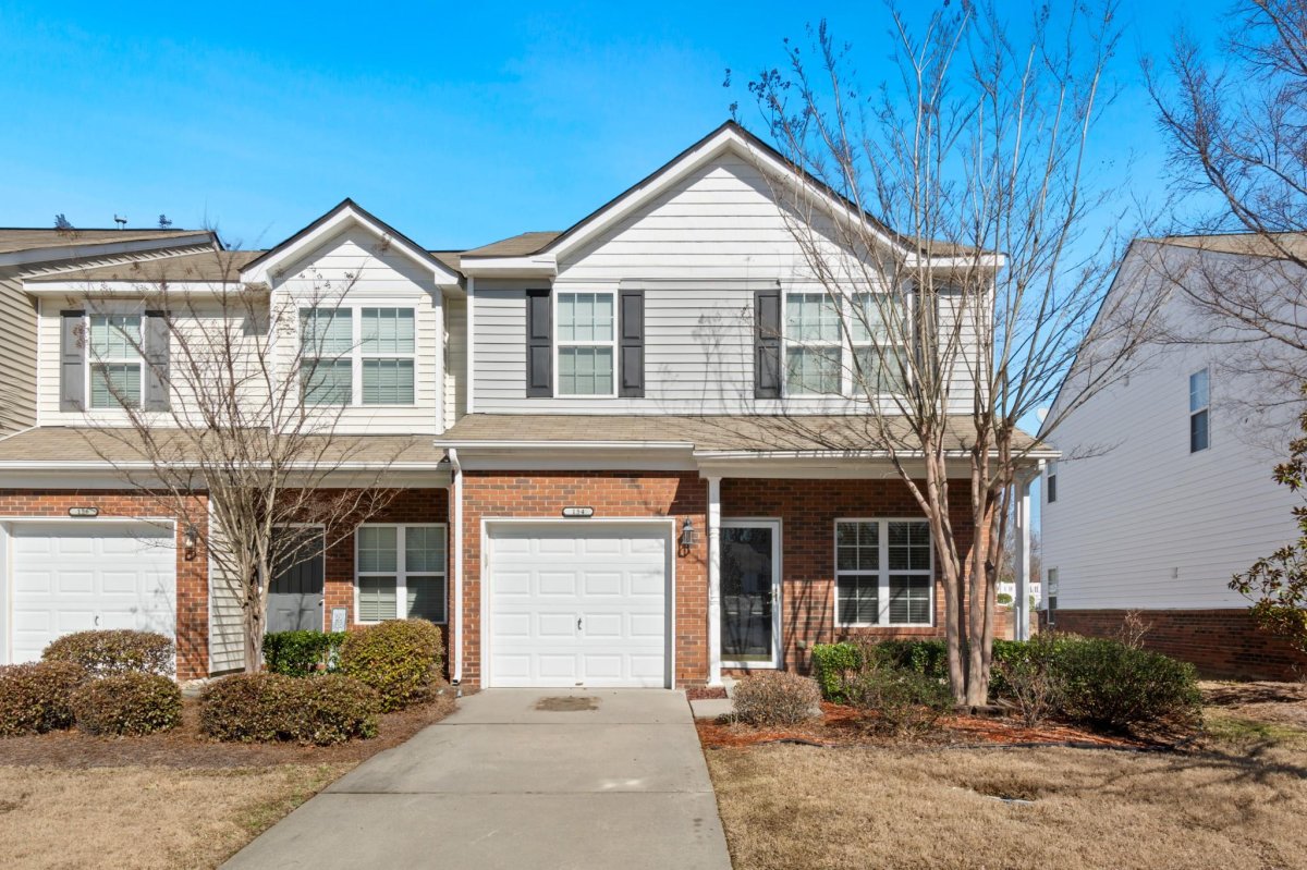 154 Clydesdale Court