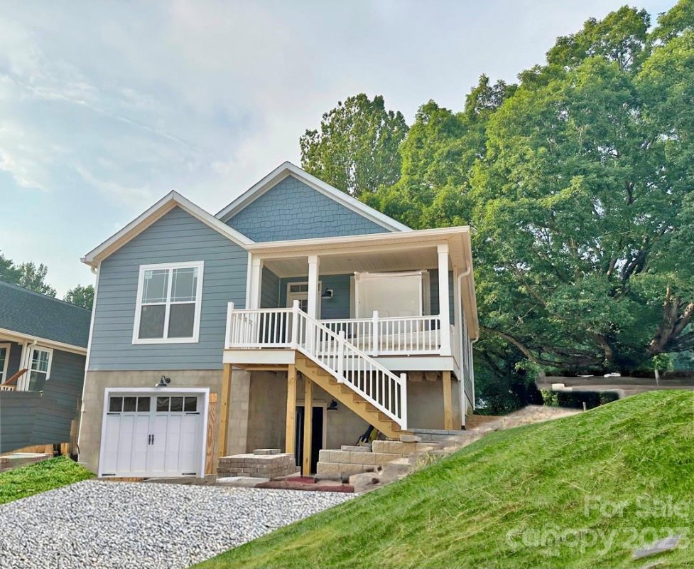1102 Blueview Drive