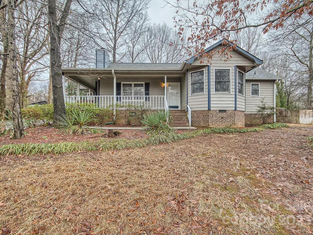 4444 Huntington Drive