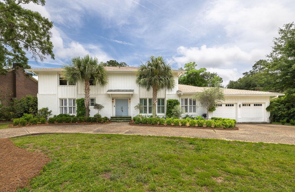 37 Fort Royal Avenue