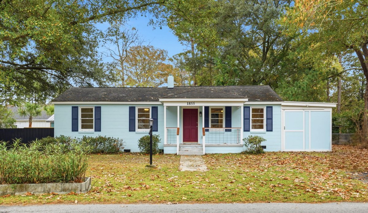 1855 Dogwood Road