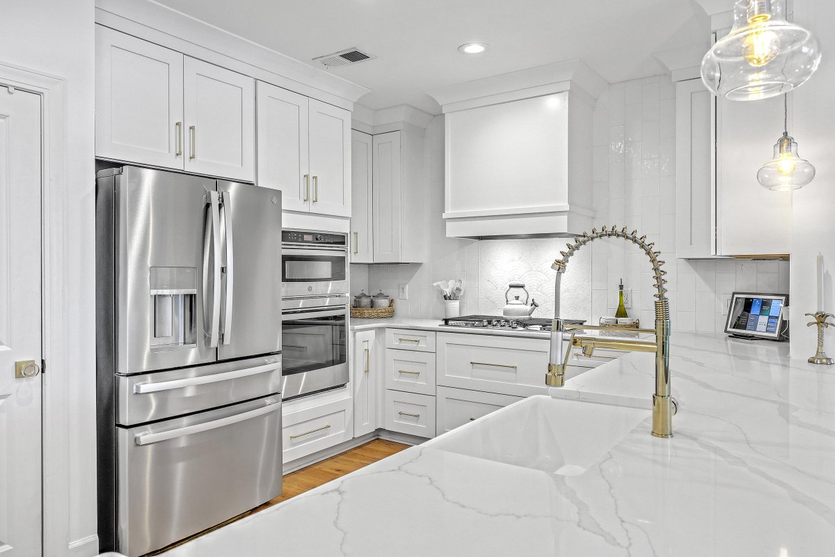 125 Pier View Street 401