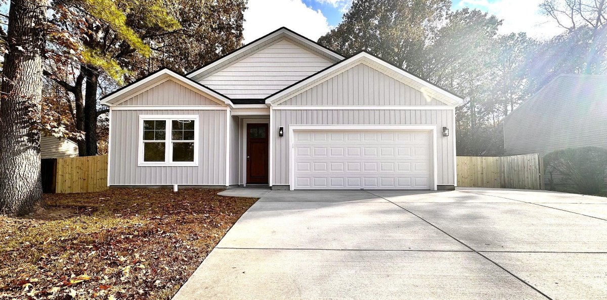 3417 Smoketree Court