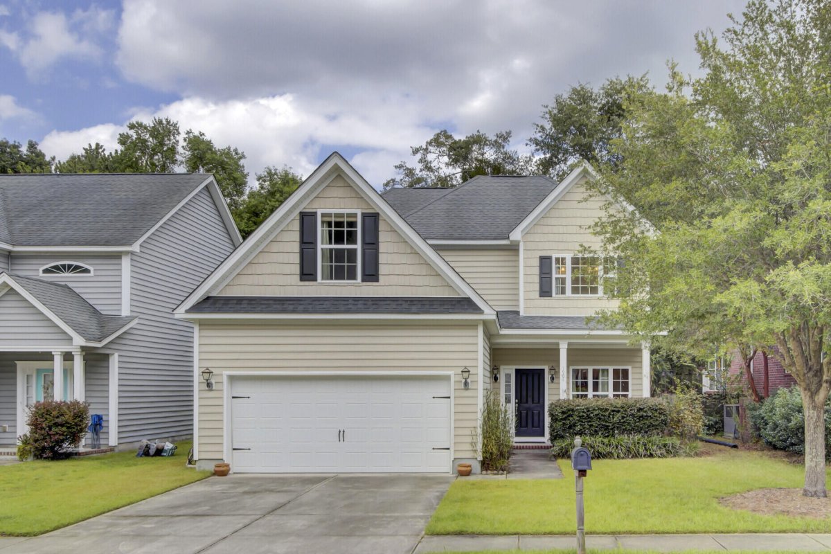 1904 Chestnut Oak Lane