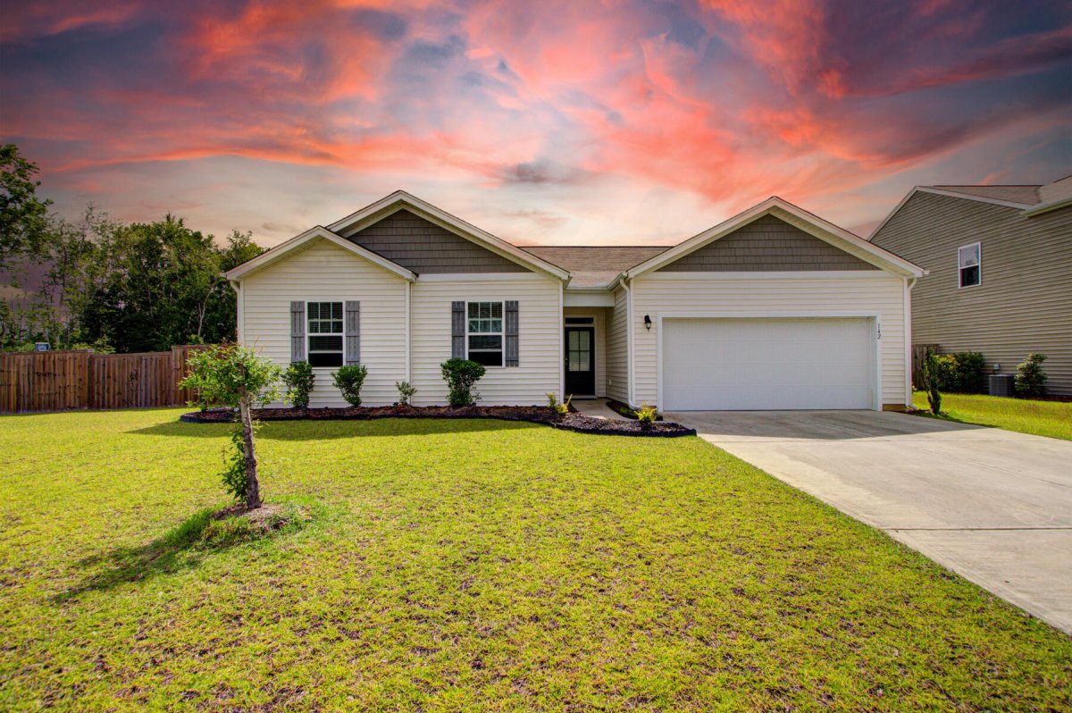 142 Stoney Creek Way