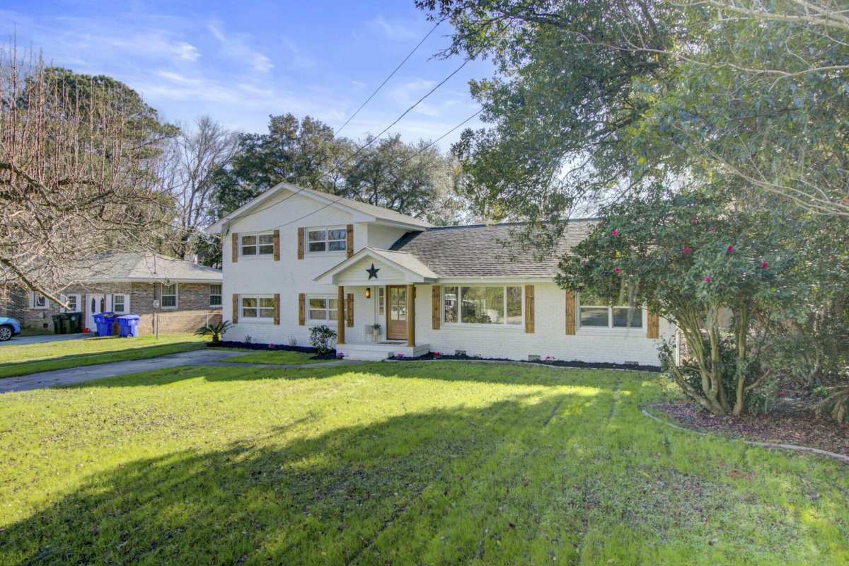 1223 Charlestowne Drive